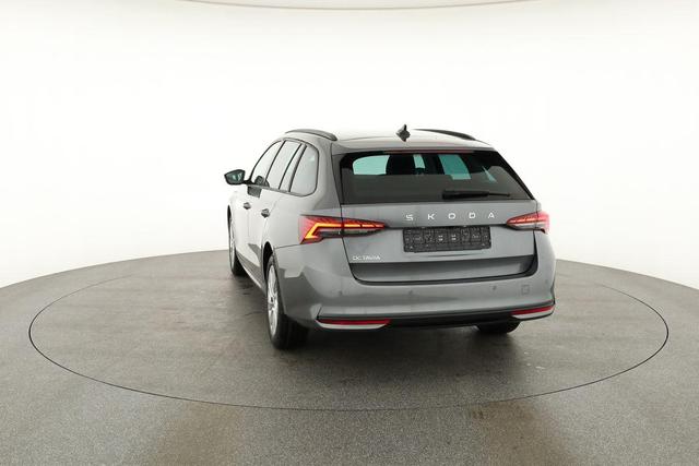 Skoda Octavia Combi 1.5 TSI 110 kW Selection Selection, LED, Side, ACC, Kamera, 17-Zoll 