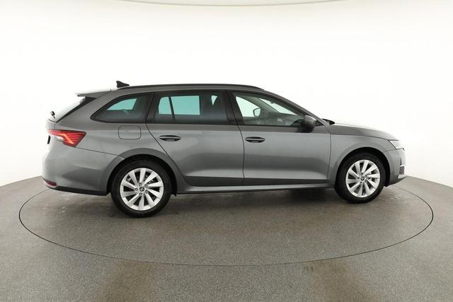 Skoda Octavia Combi 1.5 TSI 110 kW Selection Selection, AHK, LED, Side, ACC, Kamera, 17-Zoll 