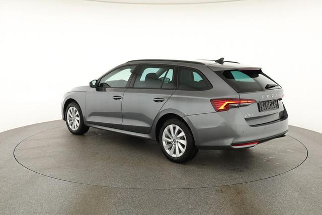 Skoda Octavia Combi 1.5 TSI 110 kW Selection Selection, AHK, LED, Side, ACC, Kamera, 17-Zoll 