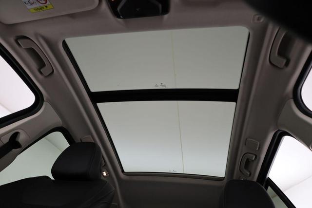 BMW X3 xDrive 20 i xLine xDrive20i xLine, Pano, AHK, Navi, AreaView, Side, 19-Zoll 