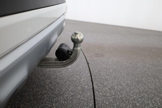 BMW X3 xDrive 20 i xLine xDrive20i xLine, Pano, AHK, Navi, AreaView, Side, 19-Zoll 