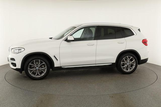BMW X3 xDrive 20 i xLine xDrive20i xLine, Pano, AHK, Navi, AreaView, Side, 19-Zoll 