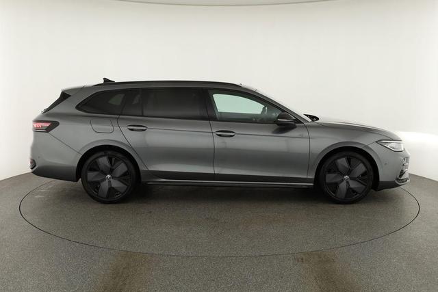 Volkswagen Passat Variant 2.0 TSI 150 kW R-Line DSG Black, Pano, AHK, Navi, IQ.Light, Side, Kamera, el. Klappe, 19-Zoll, 5 J.-Garantie 