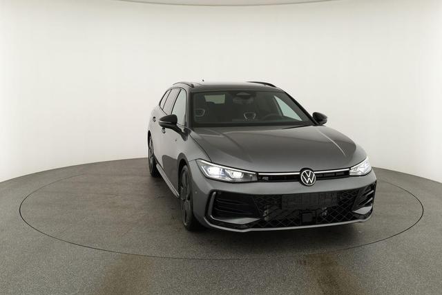 Volkswagen Passat Variant 2.0 TSI 150 kW R-Line DSG Black, Pano, AHK, Navi, IQ.Light, Side, Kamera, el. Klappe, 19-Zoll, 5 J.-Garantie 