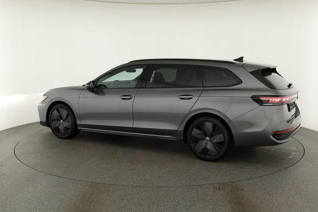 Volkswagen Passat Variant 2.0 TSI 150 kW R-Line DSG Black, Pano, AHK, Navi, IQ.Light, Side, Kamera, el. Klappe, 19-Zoll, 5 J.-Garantie 
