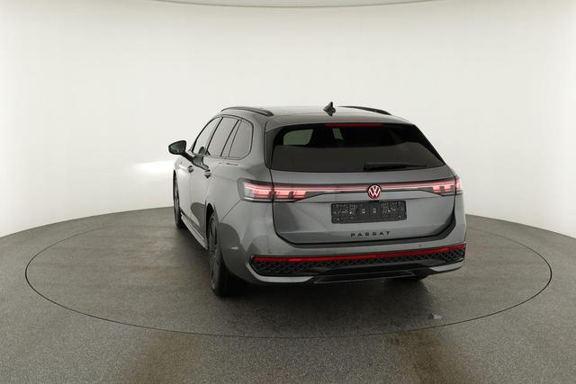 Volkswagen Passat Variant 2.0 TSI 150 kW R-Line DSG Black, Pano, AHK, Navi, IQ.Light, Side, Kamera, el. Klappe, 19-Zoll, 5 J.-Garantie 