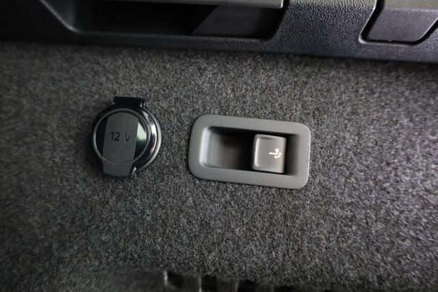 Skoda Kodiaq 2.0 TSI 150 kW 4x4 Sportline DSG Sportline, Pano, AHK, Navi, Matrix, Canton, Side, FS-beheizbar, el. Klappe, Kamera, 19-Zoll, 5 J.-Garantie 