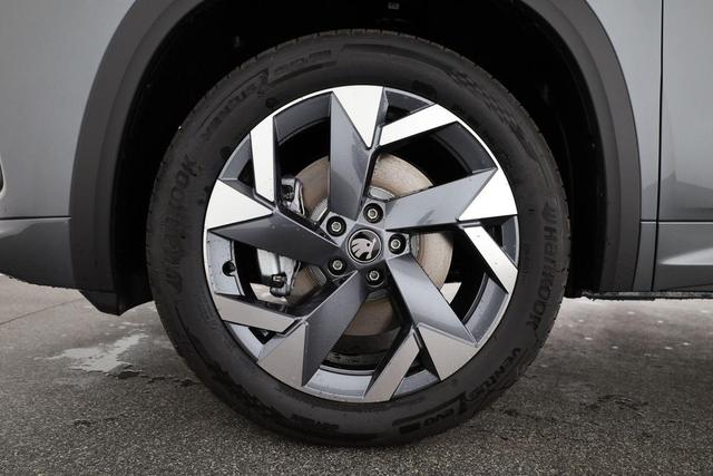 Skoda Kodiaq 2.0 TSI 150 kW 4x4 Sportline DSG Sportline, Pano, AHK, Navi, Matrix, Canton, Side, FS-beheizbar, el. Klappe, Kamera, 19-Zoll, 5 J.-Garantie 