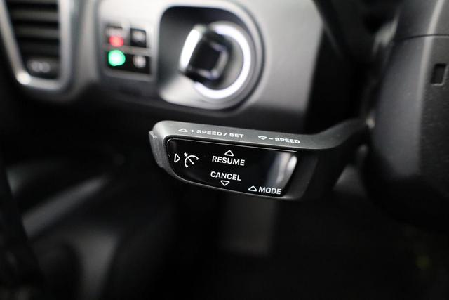 Porsche Cayenne S Sport Chrono, LED, AHK, Pano, Bose, Luft, 21-Zoll 
