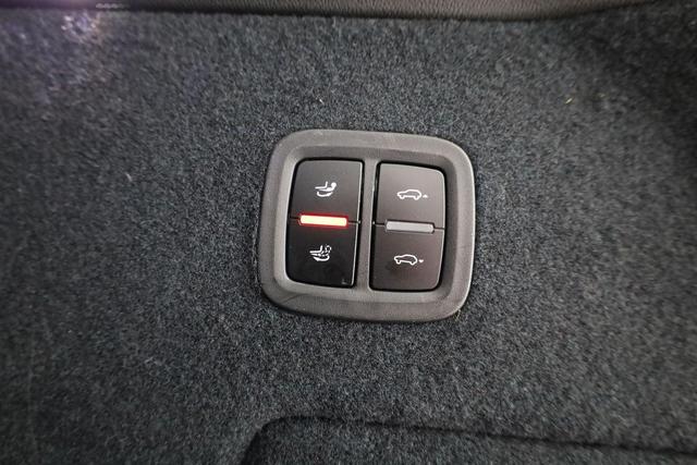 Porsche Cayenne S Sport Chrono, LED, AHK, Pano, Bose, Luft, 21-Zoll 