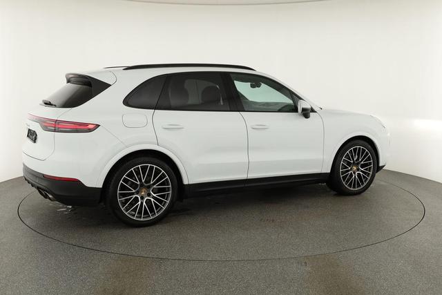Porsche Cayenne S Sport Chrono, LED, AHK, Pano, Bose, Luft, 21-Zoll 