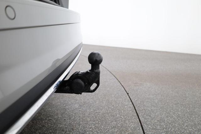 Skoda Karoq Sportline 4x4 2.0 TSI DSG 4x4, Pano, AHK, Navi, Matrix, el. Klappe, FS-beheizbar, 19-Zoll, 1. Hand 