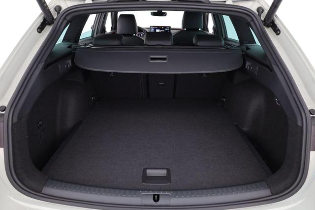 Cupra Leon Sportstourer 2.0 TSI 150 kW 4Drive DSG 4Drive, AHK, Navi, Side, Matrix, el. Klappe, 18-Zoll, 5 J.-Garantie 