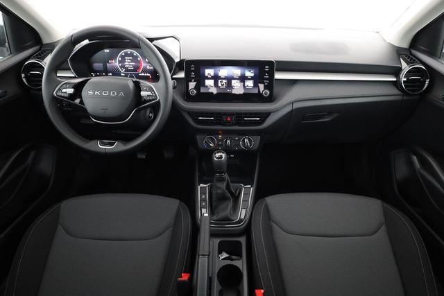 Skoda Fabia Selection 1.0 TSI Selection, Tempomat, Park, SmartLink, 4 J.-Garantie 