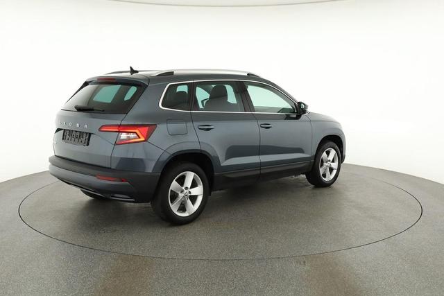 Skoda Karoq Style 1.5 TSI DSG Style, LED, Navi, Kamera, ACC, AppConnect, Ladeboden 
