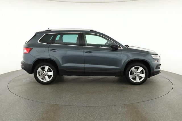 Skoda Karoq Style 1.5 TSI DSG Style, LED, Navi, Kamera, ACC, AppConnect, Ladeboden 