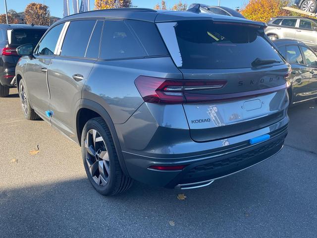 Skoda Kodiaq 2.0 TDI 142 kW 4x4 Sportline DSG Sportline, AHK, Navi, Matrix, Canton, Side, FS-beheizbar, el-Klappe, Kamera, 19-Zoll, 5 J.-Garantie 