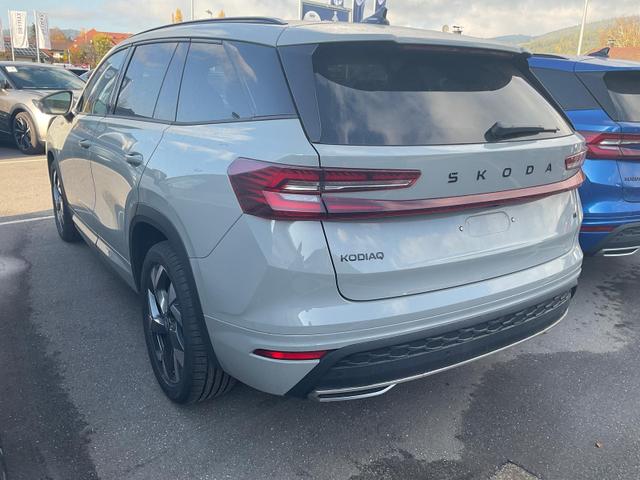 Skoda Kodiaq 1.5 TSI iV 150 kW Sportline Sportline, AHK, Navi, Matrix, Kamera, el. Klappe, 19-Zoll, 4 J.-Garantie 