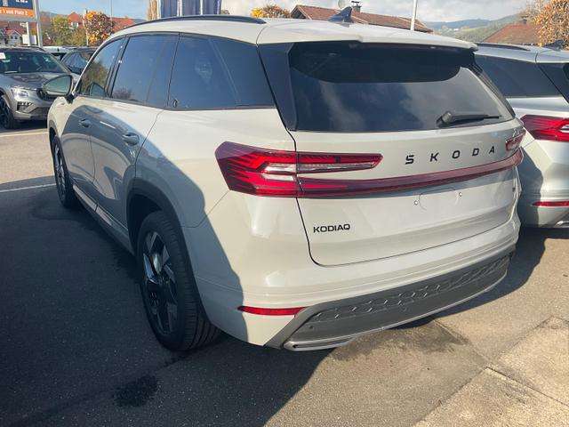 Skoda Kodiaq 1.5 TSI iV 150 kW Sportline Sportline, AHK, Matrix, Kamera, el. Klappe, 19-Zoll, 4 J.-Garantie 