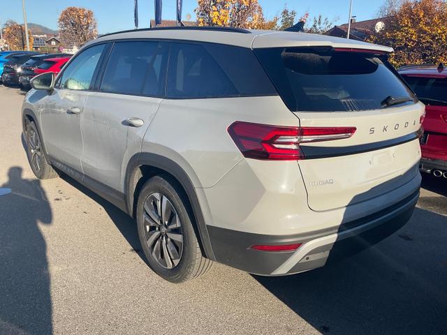 Skoda Kodiaq 2.0 TSI 150 kW 4x4 Selection DSG Selection, AHK, Navi, Side, el. Klappe, Kamera, 18-Zoll, 5 J.-Garantie 