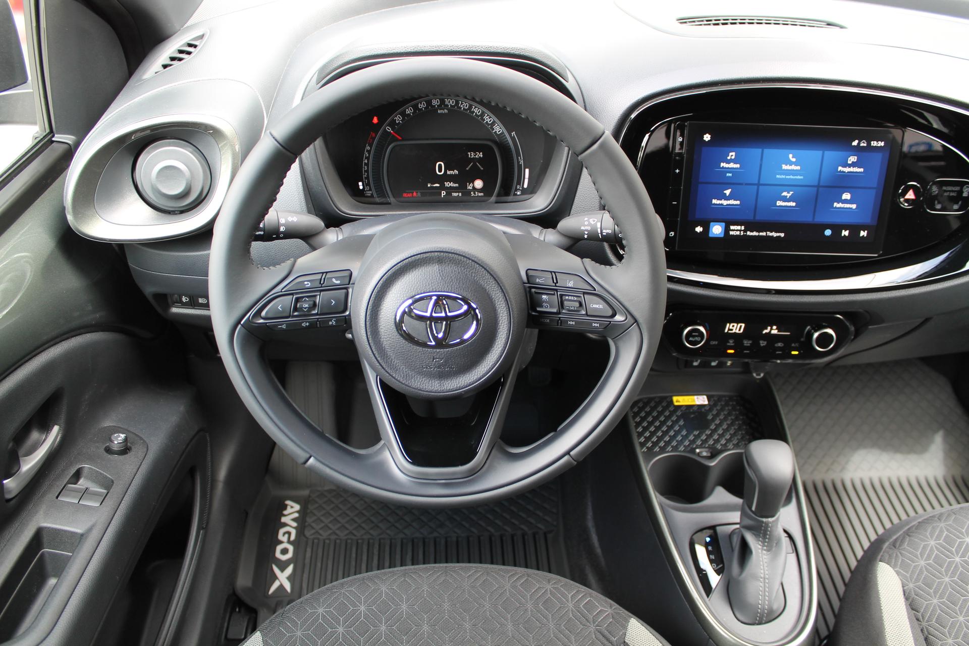 Toyota Aygo X Pulse 1.0-l S-CVT Technology-& SmartConnect-Paket » Reimport  EU-Neuwagen günstig kaufen mit Rabatt