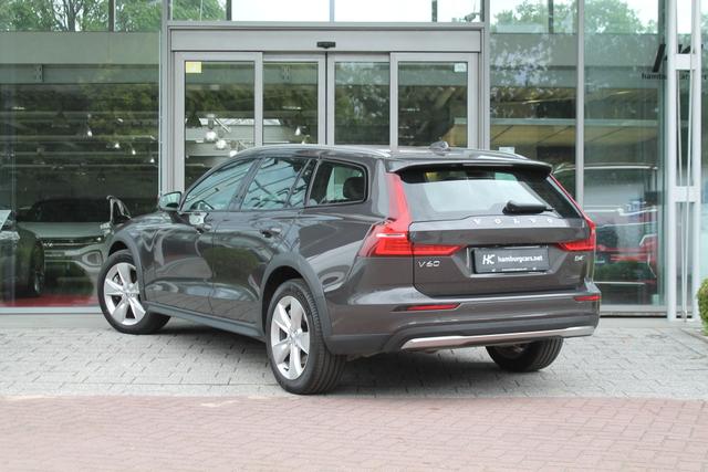 Volvo V60 Cross Country CC B4 AWD AHK Leder AssistenzPaket Klima-SItz-LichtP. 