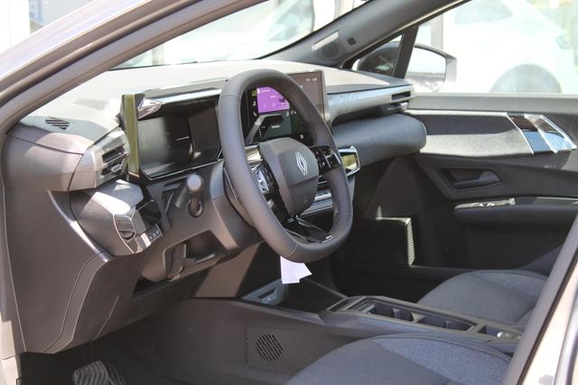 Renault Clio Evolution TCe 115 EDC (Aut.) Sitzh, Parks(h) 