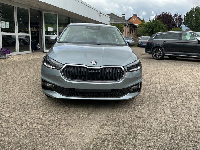 Skoda Fabia 1.0 TSI Classic *SHZ,PDC V+H,KAMERA* 