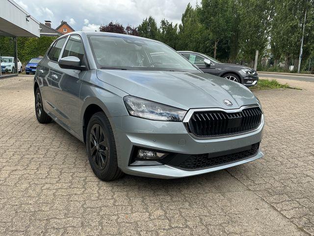 Skoda Fabia 1.0 TSI Classic *SHZ,PDC V+H,KAMERA* 