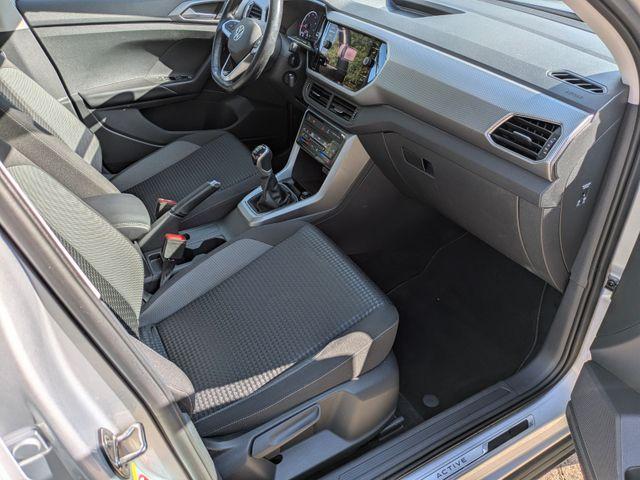 Volkswagen T-Cross 1.0 TSI Active *NAVI, SHZ, PDC* 