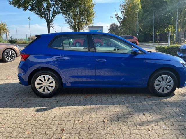 Skoda Fabia 1.0 Active *AHK,PDC* 