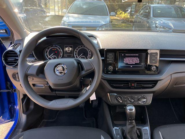 Skoda Fabia 1.0 Active *AHK,PDC* 
