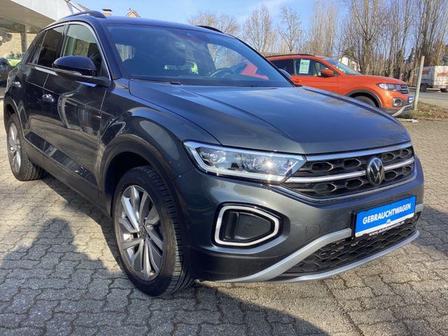 Volkswagen T-Roc 1.5 TSI DSG Move mit STANDHEIZUNG und AHK 