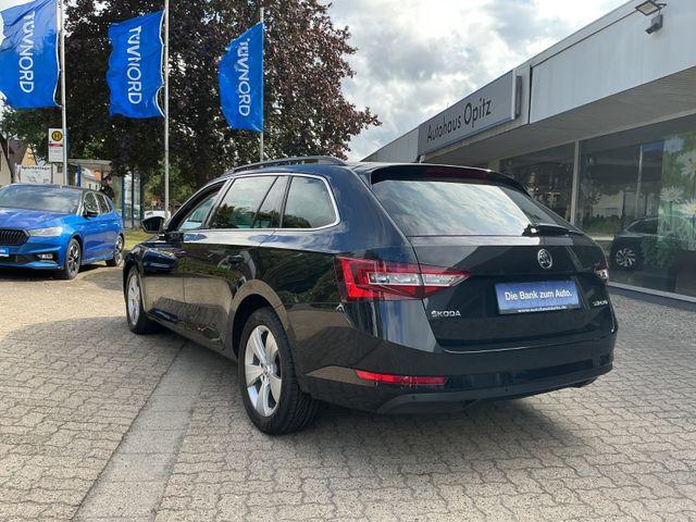 Skoda Superb Combi 2.0 TDI Ambition *STANDH.,NAVI,XEN* 