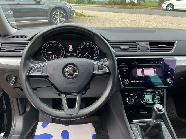 Skoda Superb Combi 2.0 TDI Ambition *STANDH.,NAVI,XEN* 