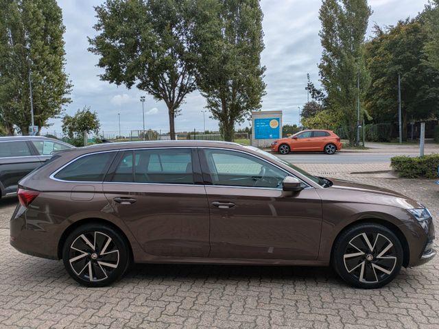 Skoda Octavia Combi 1.5 TSI Style *1.HAND,NAVI,RFK* 