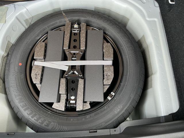 Skoda Kamiq 1.0 TSI DSG 130 JAHRE *AHK,OHNE KM!* 