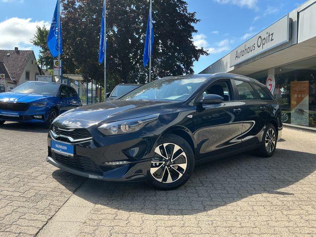 Kia Ceed Sportswagon - cee'd 1.5 T-GDI DCT *NAVI,RFK,SHZ*