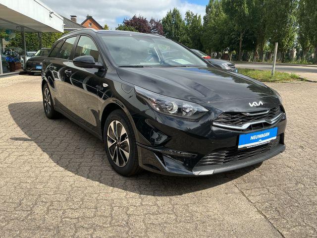 Kia Ceed Sportswagon cee'd 1.5 T-GDI DCT *NAVI,RFK,SHZ* 