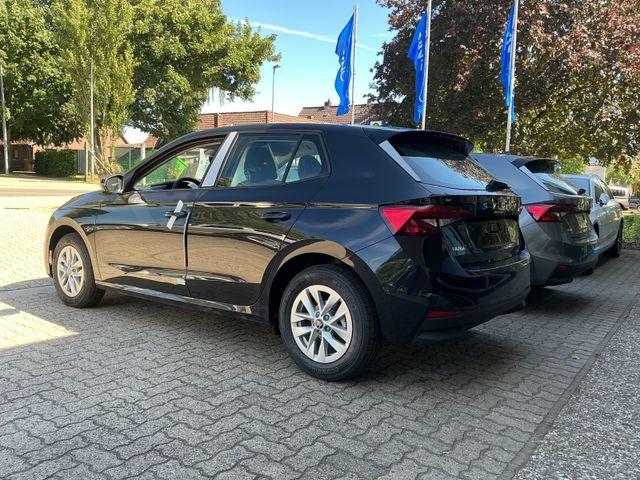 Skoda Fabia 1.0 TSI DSG Extra Plus *5J.GARANTIE,KAMERA 