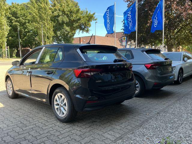 Skoda Fabia 1.0 TSI DSG Extra Plus *5J.GARANTIE,KAMERA 