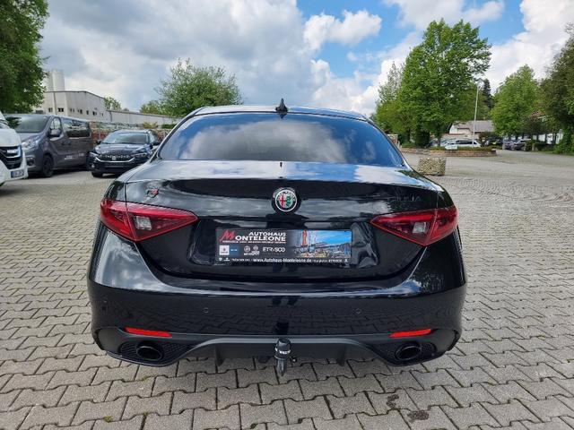 Alfa Romeo Giulia Veloce Q4 Automatik I NAVI Schiebedach 