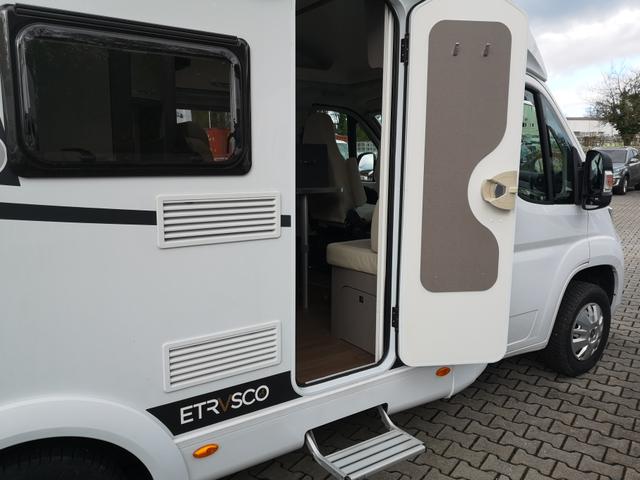 Etrusco Van V 5900 DB | Paket All-in-One Rückfahrkamera Solaranlage Sofort verfügbar! 