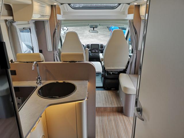 Etrusco Teilintegrierte Fiat 24 T6900SB Complete Selection| TV-Paket | Markise Sofort verfügbar! 