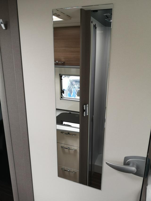 Etrusco Integrierte 2022 I 7400 SB I7400SB | 180PS Markise TV Paket Anhängerkupplung 18 Zoll Alufelgen Sofort verfügbar! 