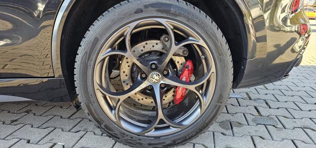 Alfa Romeo Stelvio 2.9 V6 Bi-turbo Quadrifoglio Q4 