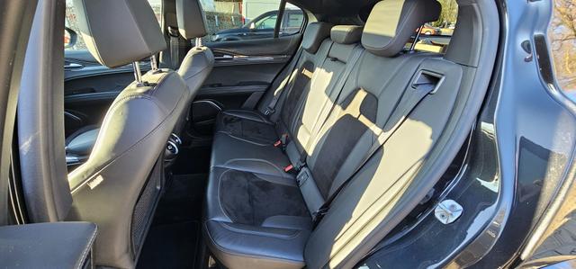 Alfa Romeo Stelvio 2.9 V6 Bi-turbo Quadrifoglio Q4 