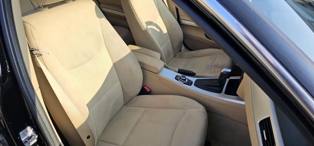 BMW 3er Touring - 325 d DPF 