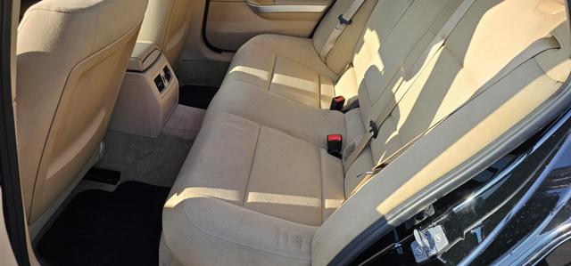 BMW 3er Touring - 325 d DPF 