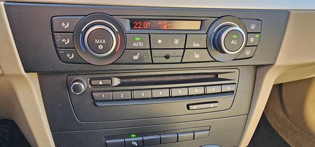 BMW 3er Touring - 325 d DPF 